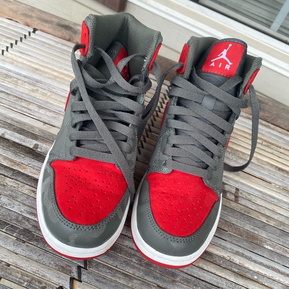 jordan 1 retro high camo 3m bred
